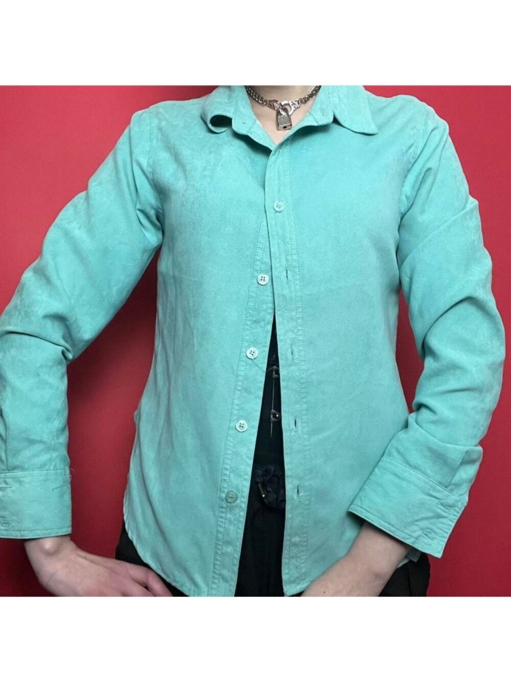 Denver Hayes / aquamarine button up blouse 💙💙​